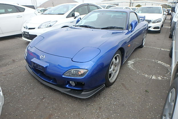 Mazda-RX-7-Type-RS_Frontansicht-1